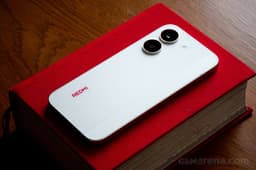 7540 мАч и 100 Вт, HyperOS 3, IP69K и довольно мощная SoC Dimensity 8500 Ultra — за 400 долларов. Redmi Turbo 5 вышел в продажу в Индии